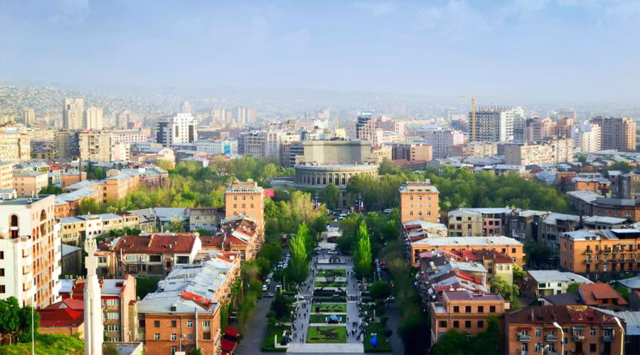 Principais opções de aluguel de carros no aeroporto de Yerevan